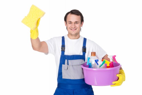 Professional carpets cleaner in Finchley restoring a living room carpet