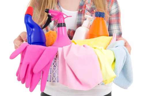 Load-based and cubic-yard carpet cleaning rates in Finchley